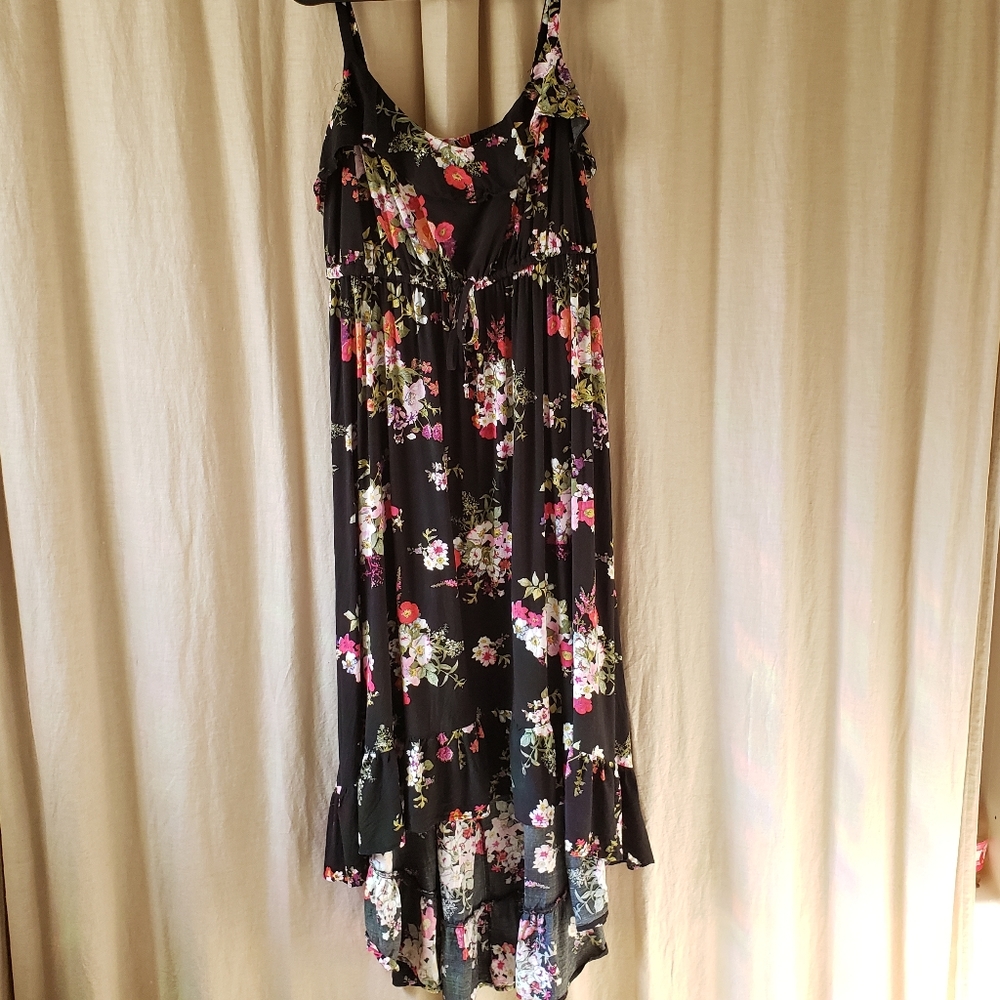 Torrid black floral high-low maxi dress